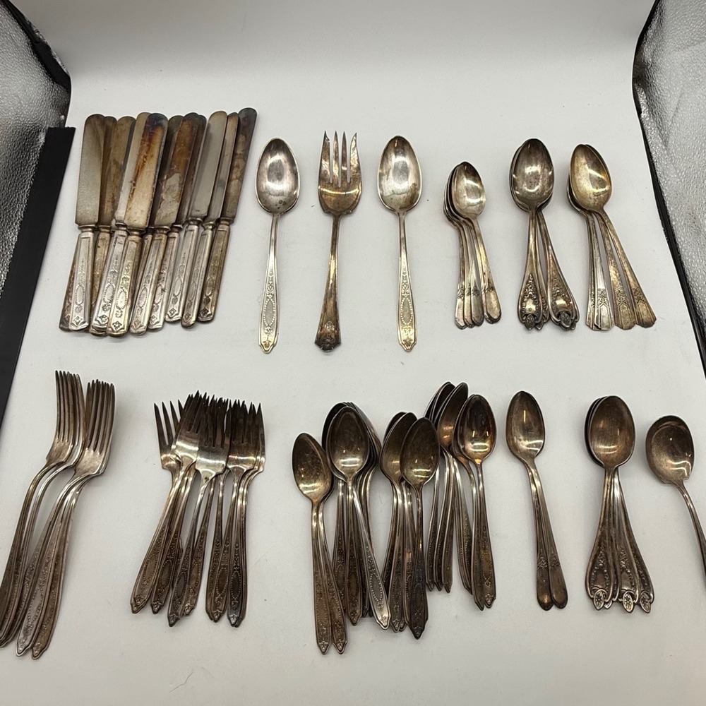 Vintage Rogers & Bro A1 Silverplate Flatware Lot 60+ Piece Mixed Pattern Tarnish